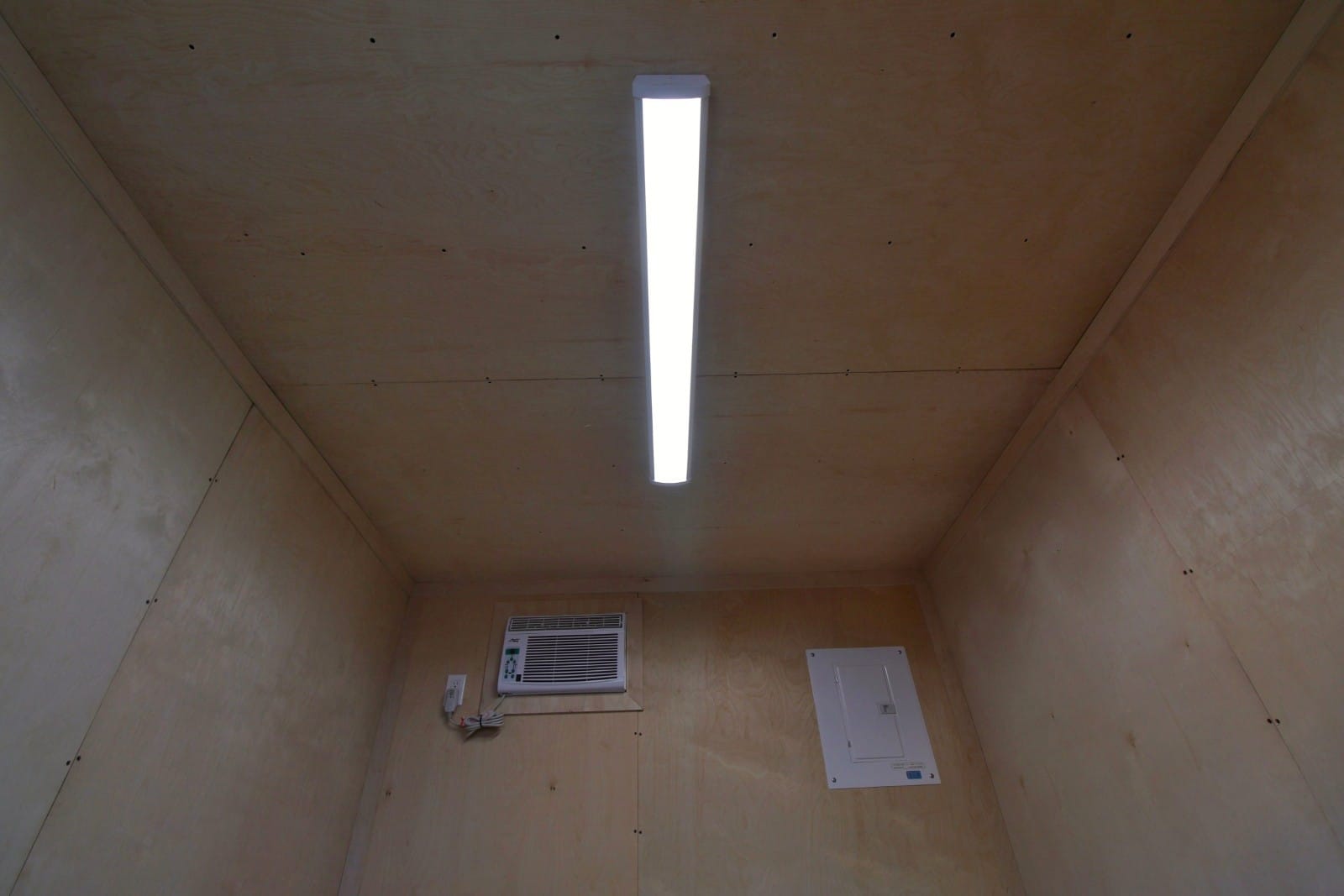 10’ Economy Office CUBE - Port Shipping Containers