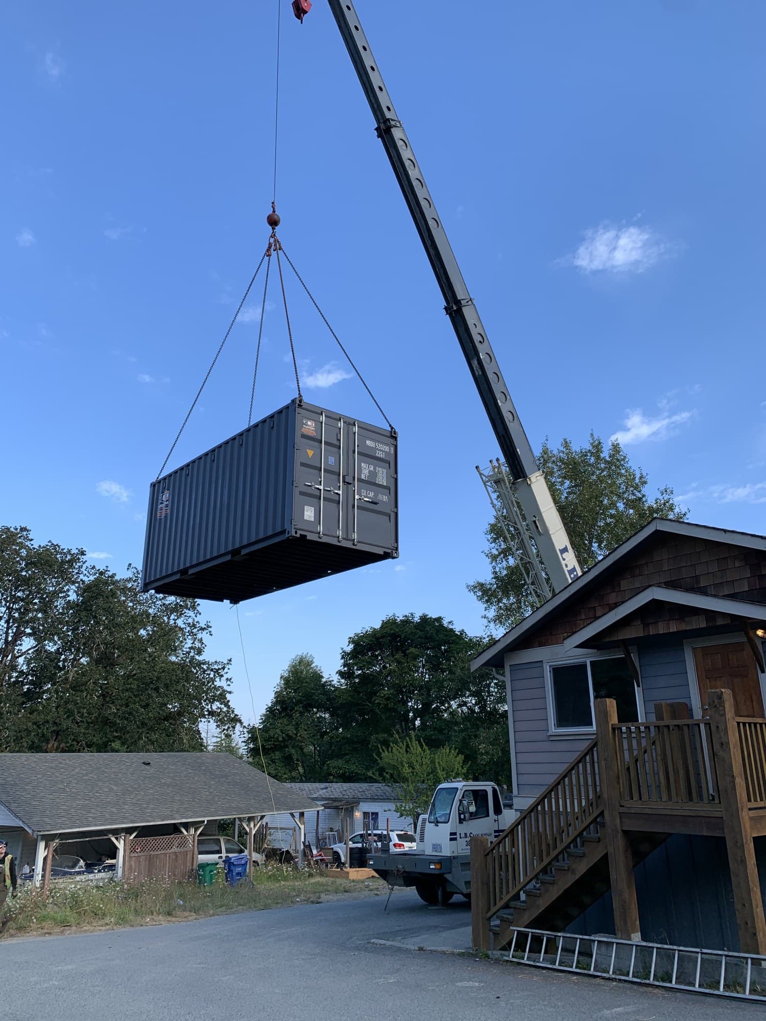 Office + Laboratory Space - Port Shipping Containers