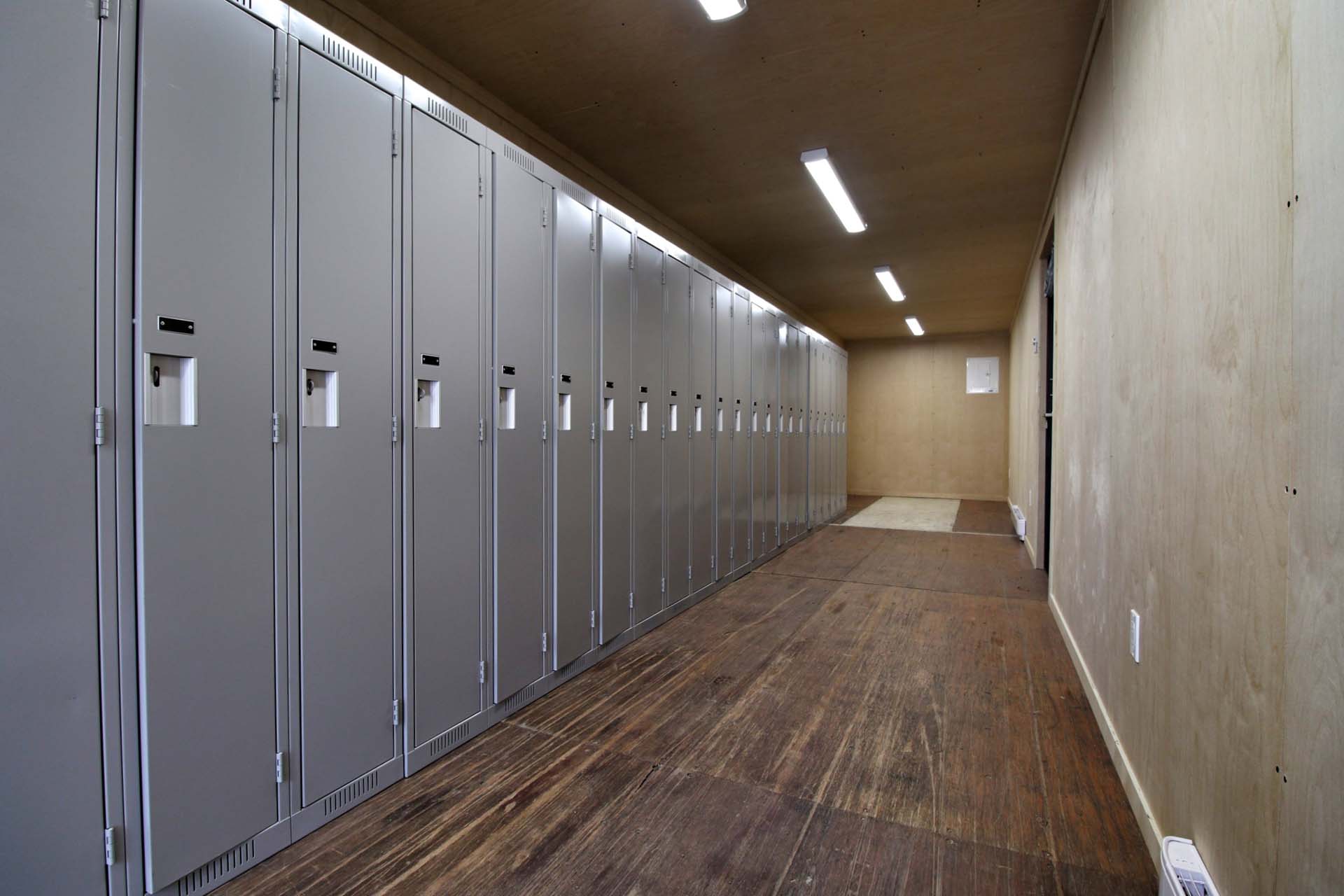 40’ Locker Room - Port Shipping Containers