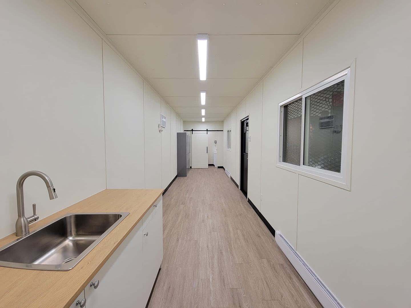 40’ Lunchroom + Locker room - Port Shipping Containers